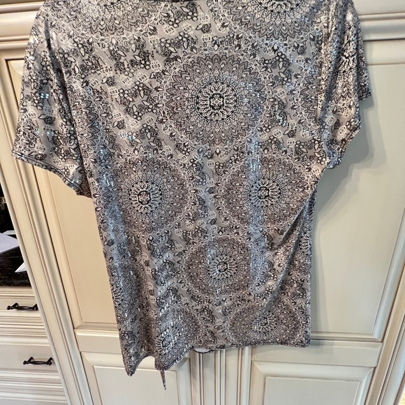 Dress Barn dressy, shimmer top size XL - Picture 4 of 4
